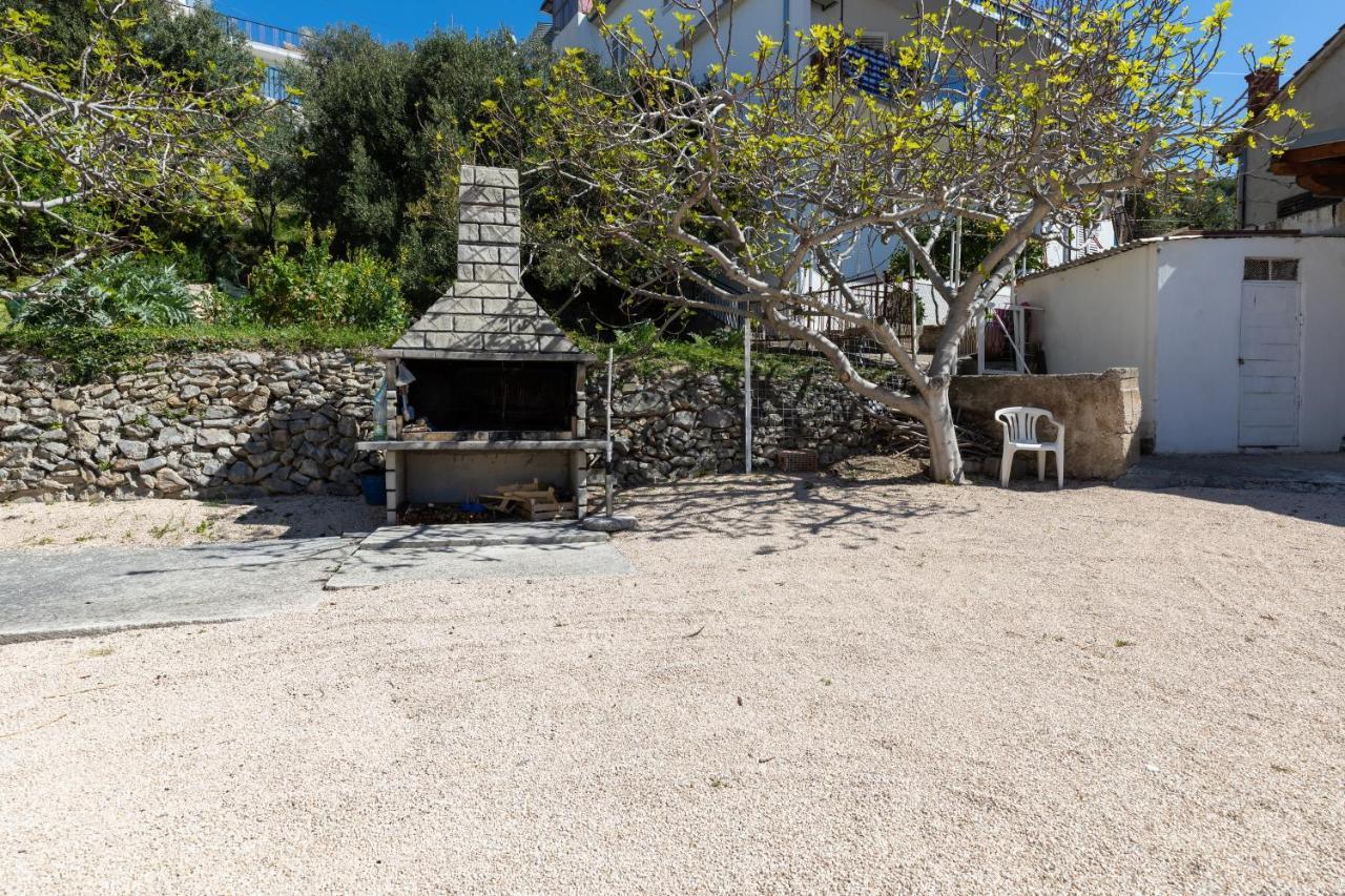 Apartments By The Sea Sumpetar, Omis - 9435 ภายนอก รูปภาพ